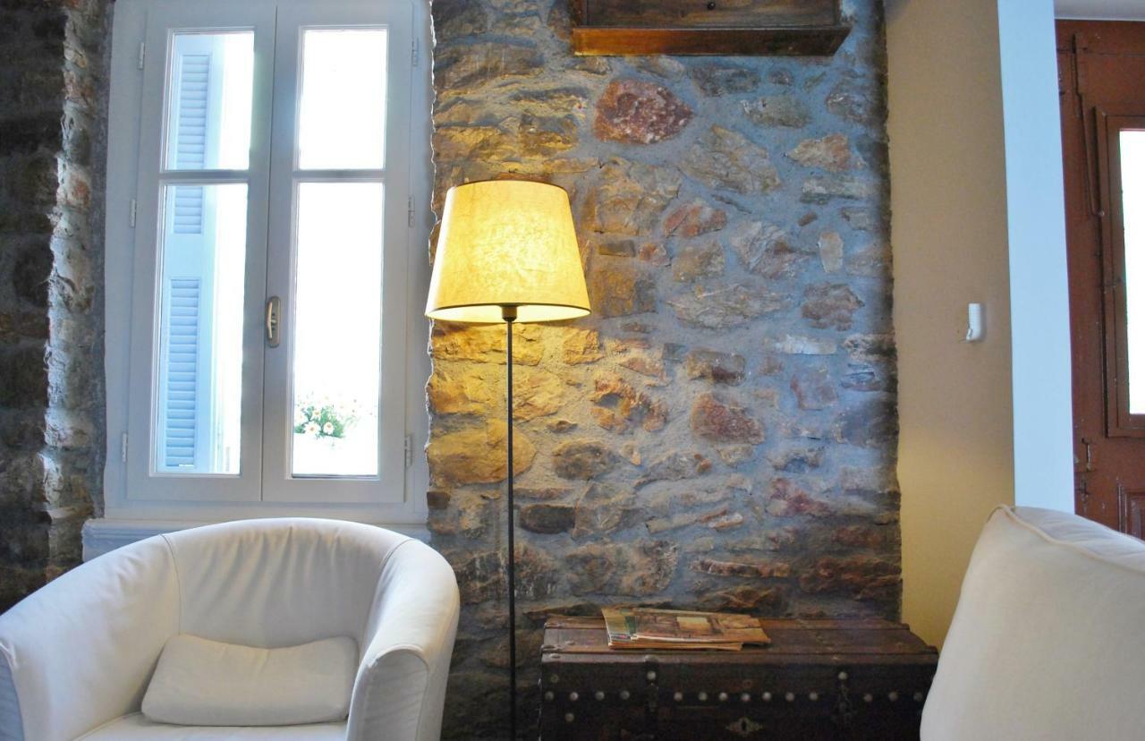 Villa "Pietra E Mare" Nafpaktos Exterior photo